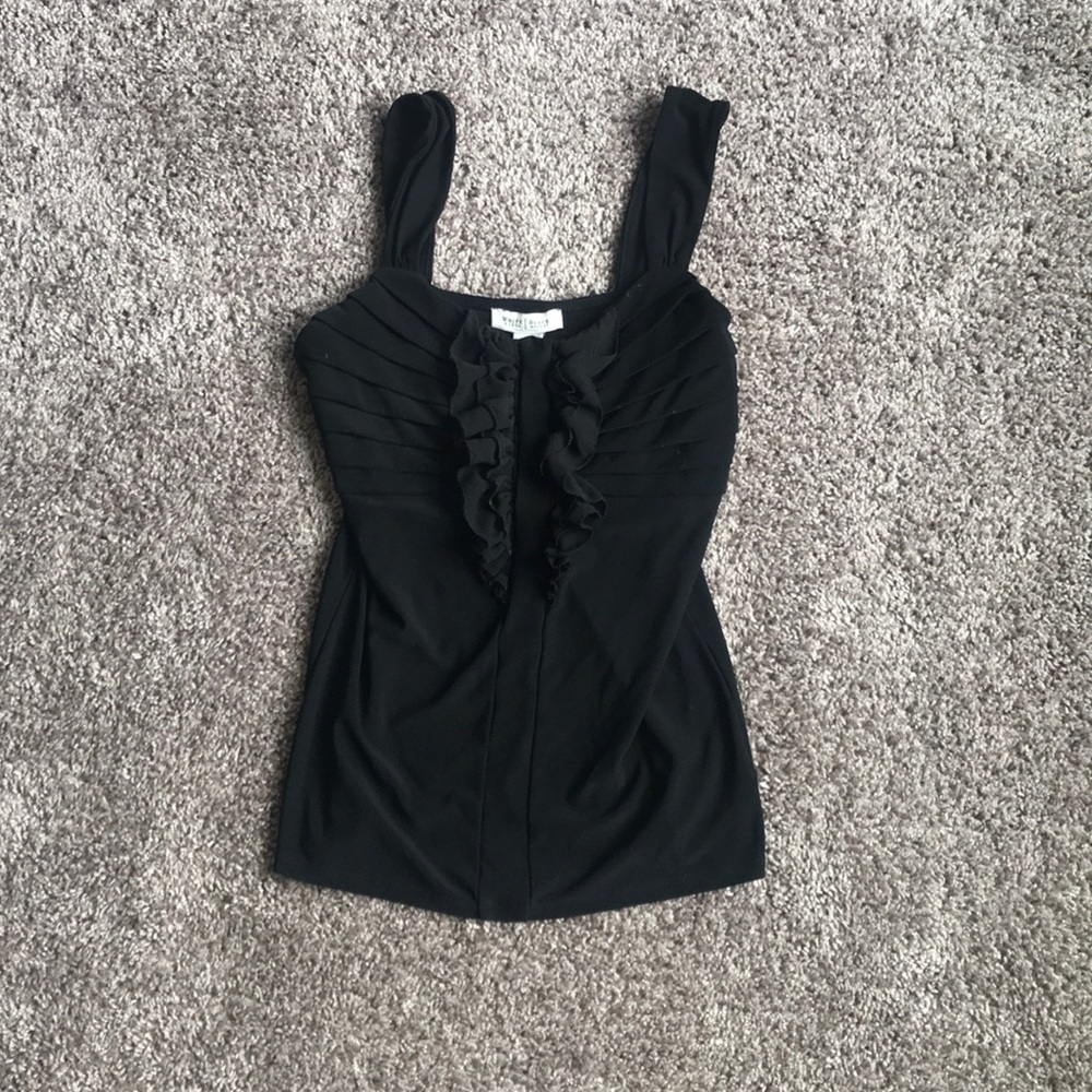 Fitted ruffle tank
